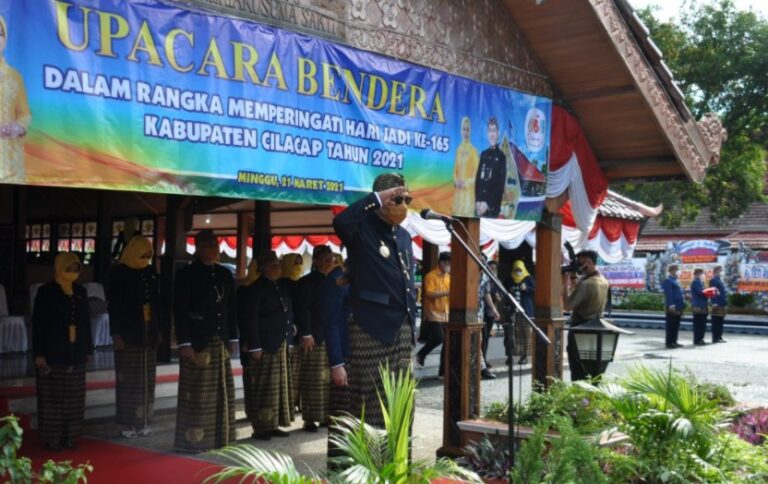 Upacara Peringatan Hari Jadi Cilacap ke-165, Bupati Beberkan Penghargaan yang Diraih