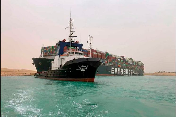 Rugi Puluhan Triliun Akibat Kapal Tersangkut, Terusan Suez Dianggap Jalur Paling Strategis