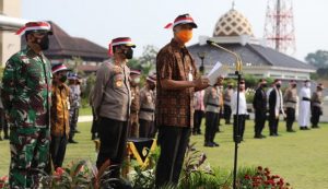 Ganjar memimpin Apel Kebangsaan Sinergi Untuk Bangsa, di Mapolda Jawa Tengah