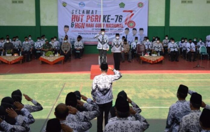 Bupati Jepara: Pandemi Tidak Boleh Padamkan Semangat Guru