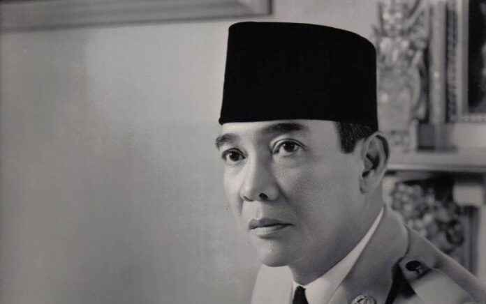 Mengenal Soekarno Dengan Buku