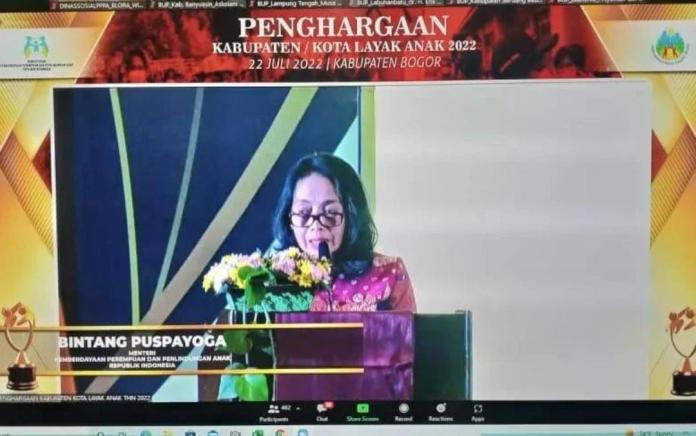 Blora Terima Penghargaan Kabupaten Layak Anak 2022 Kategori Pertama