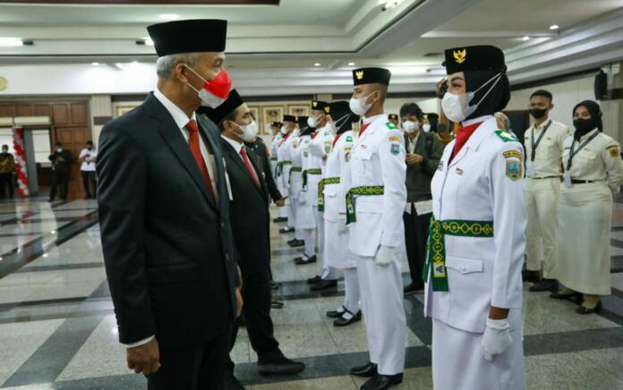 Curhat Anggota Paskibraka ke Ganjar, Anak Petani yang Ingin Banggakan Orang Tua