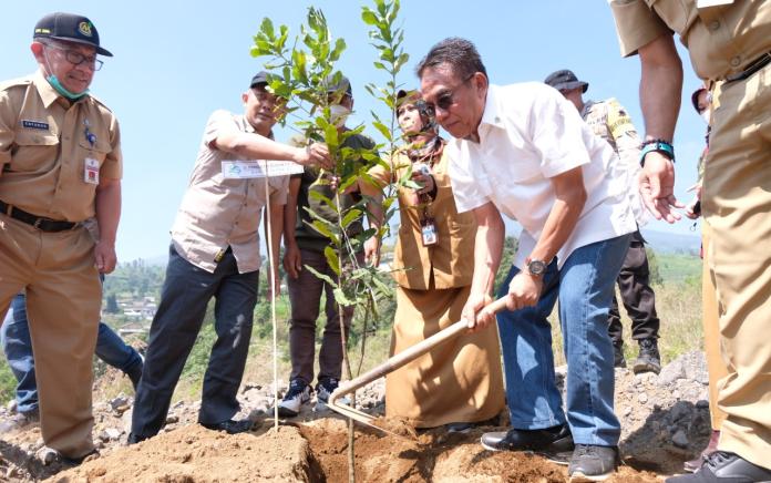 Pulihkan Lahan Kritis dengan Konversi dan Agroforesty Eduwisata