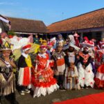 Kawunganten Gegap Gempita! Kirab Harmoni Kemerdekaan MI Al Hikmah 01 Bikin Ribuan Warga Tumpah Ruah