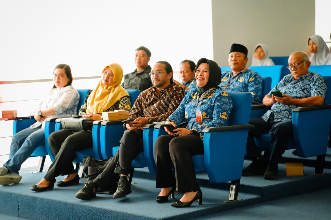 Cilacap Guncang Panggung Dunia! TJIFF ke-2 Ubah Bioskop Jadi 'Laboratorium' Kreatif Lintas Sektor TJIFF ke-2 Ubah Bioskop Jadi 'Laboratorium' Kreatif Lintas Sektor